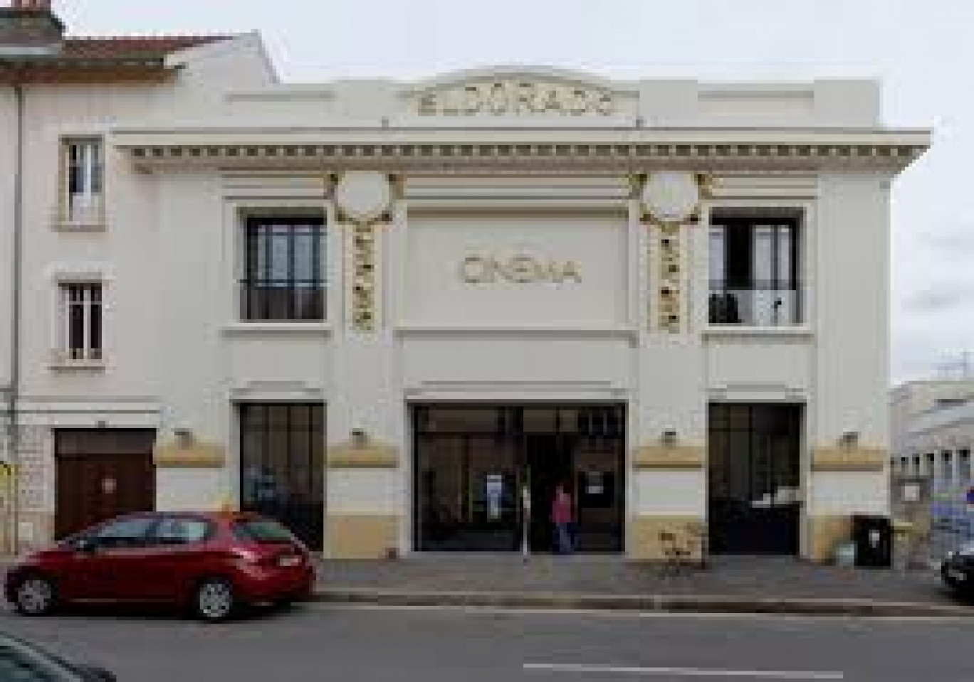 Le Cinéma Eldorado regroupe cinq salles.