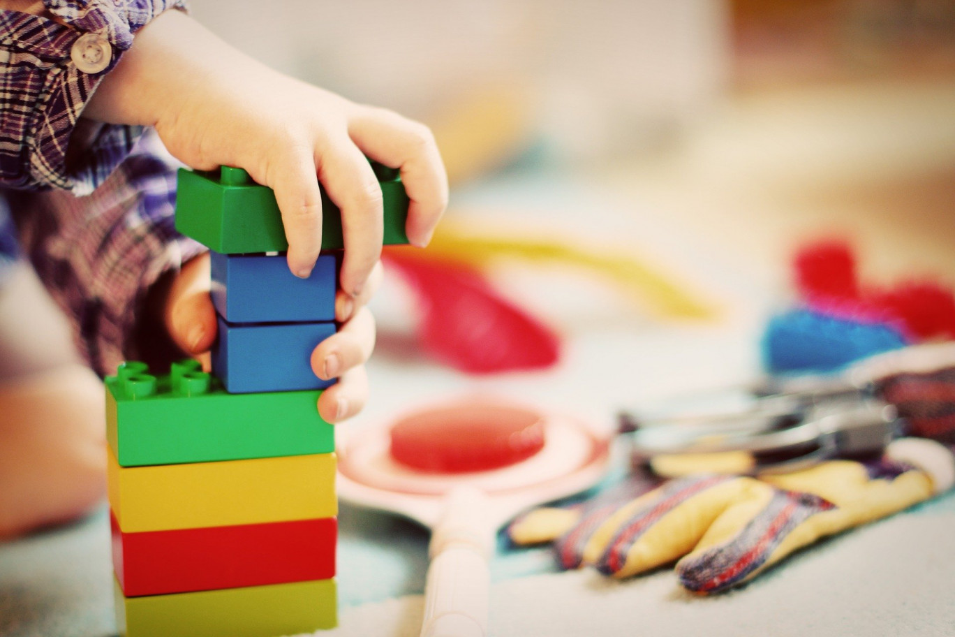 Sauge Artisans du Bois propose des jouets en bois de qualité.