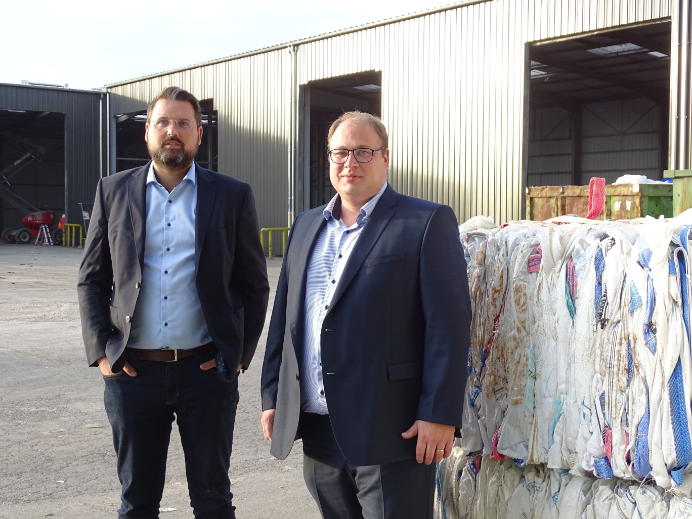 Guillaume et Geoffroy Sécula, dirigeants de Bourgogne Recyclage, vont accueillir le premier centre de sur-tri des emballages plastiques de France. (© Aletheia Press / N. Hubert)