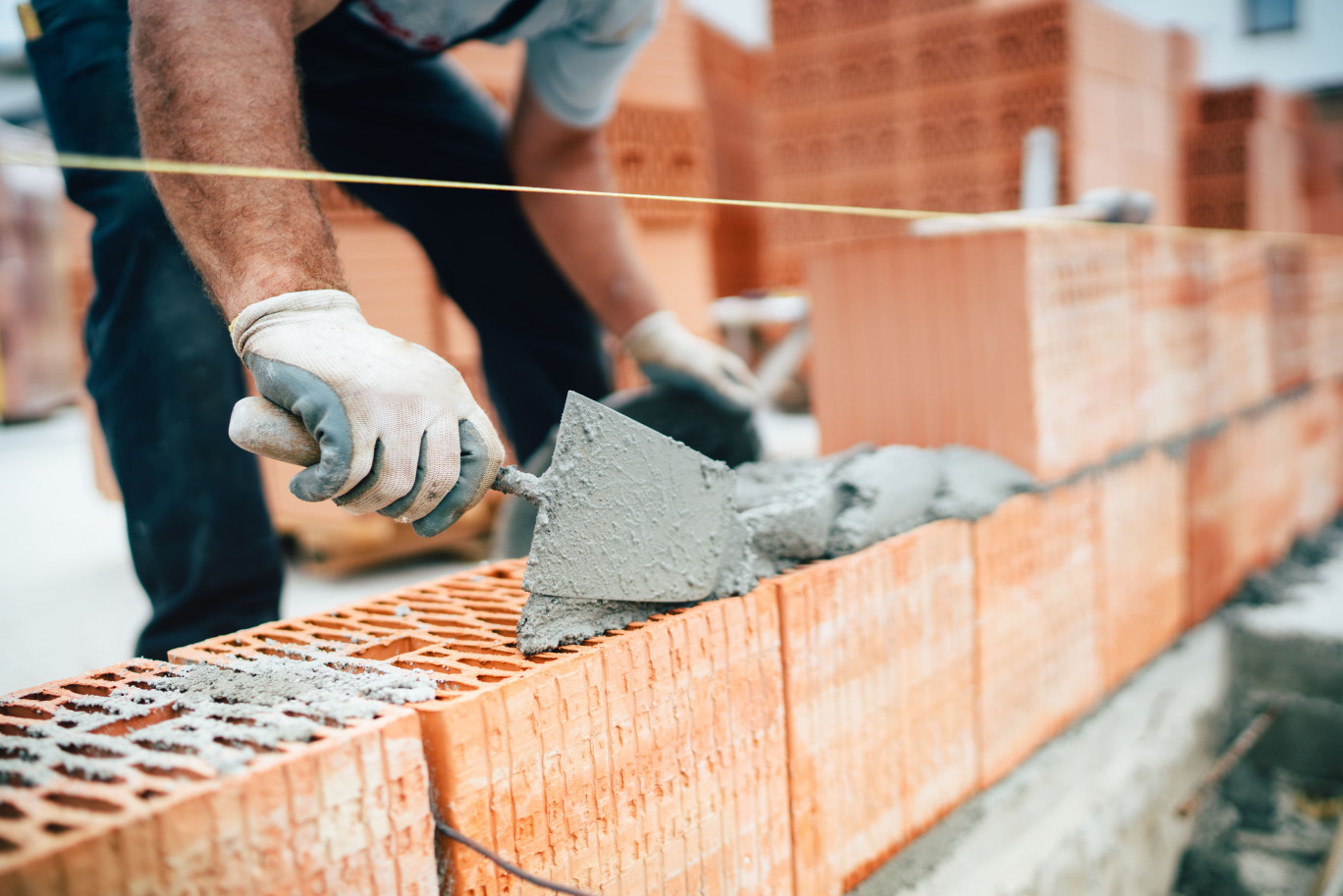 Les artisans du bâtiment, inquiets après une année de croissance