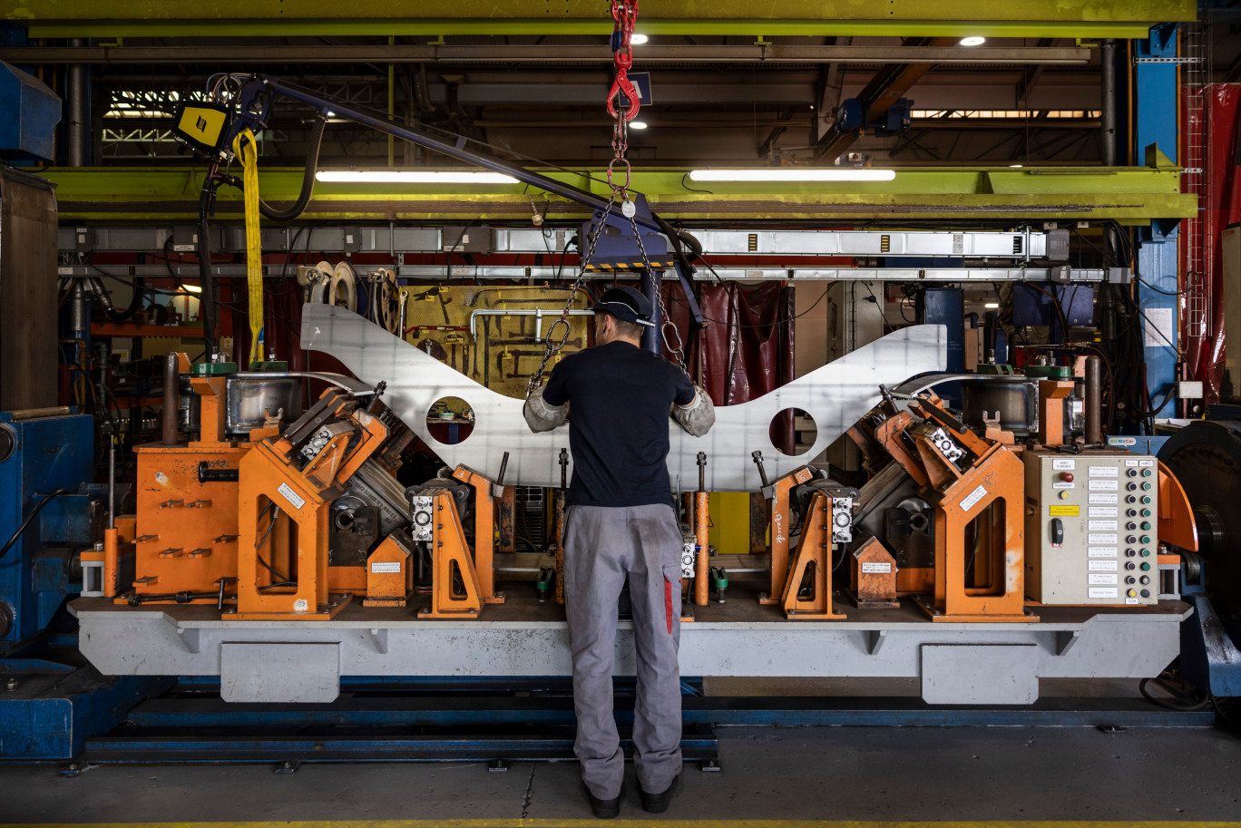 Au Creusot, Alstom recrute 50 personnes pour concevoir et fabriquer des bogies, composants du train. (© Alstom)