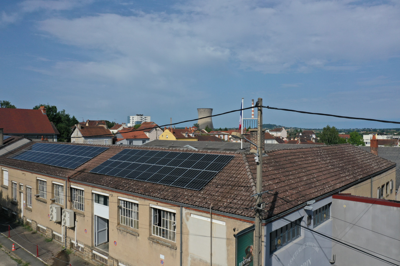 La Manufacture Perrin a investi 360 000 euros dans des panneaux photovoltaïques pour produire son énergie et réduire sa facture d’électricité. (@ Manufacture Perrin)